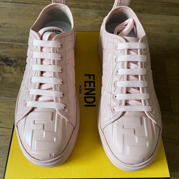 FENDI-AUTHENTIC NWT Pink Leather HighRise Sneakers - Picture 13 of 15